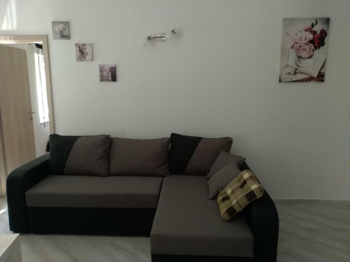 Danijel Apartamento Novi Vinodolski Exterior foto