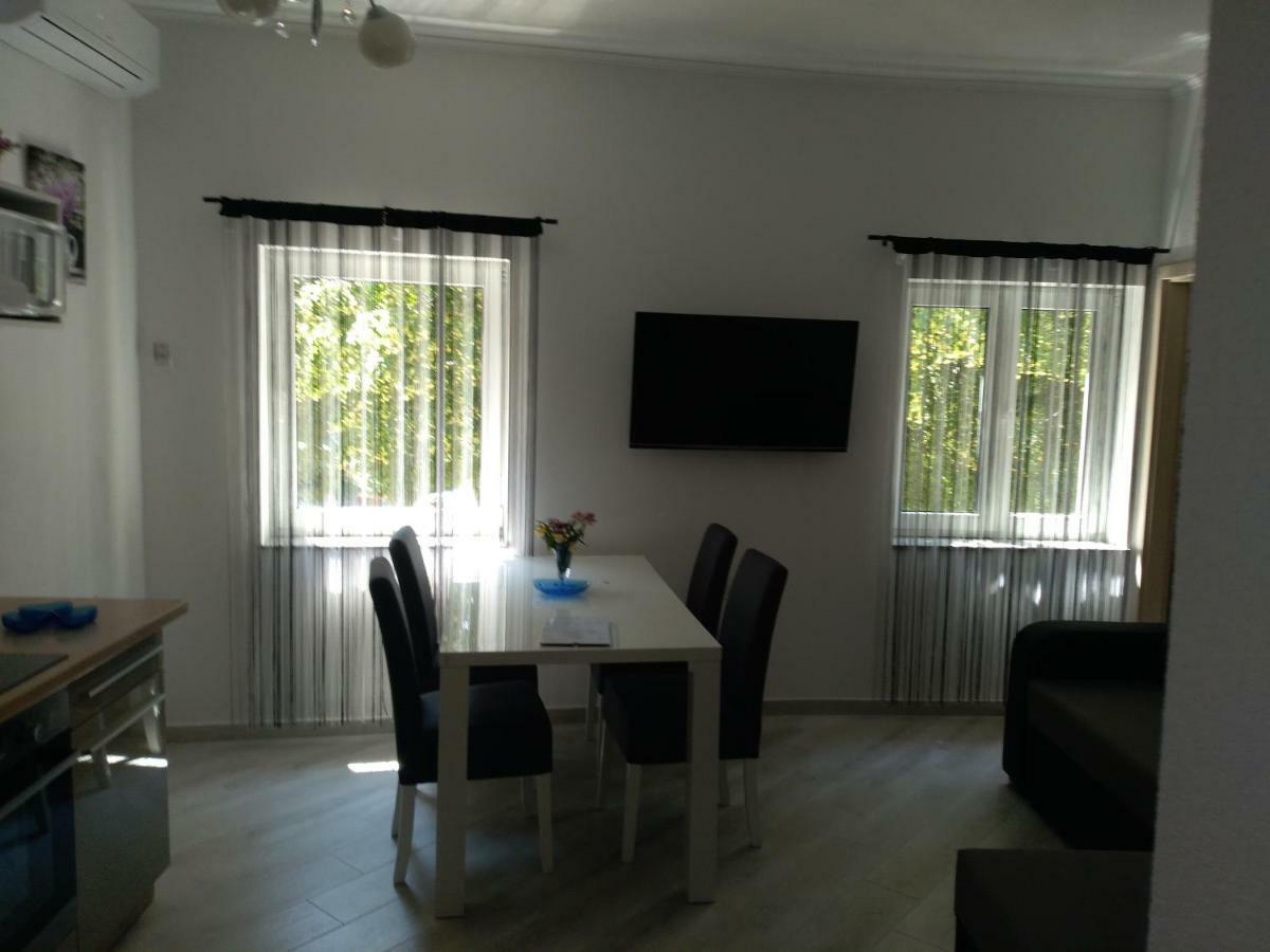 Danijel Apartamento Novi Vinodolski Exterior foto
