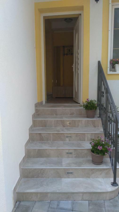 Danijel Apartamento Novi Vinodolski Exterior foto